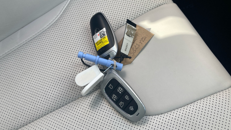 Hyundai SANTA FE 1.6 TGDi Hybrid Ultimate 5dr 4WD Auto Hybrid Estate